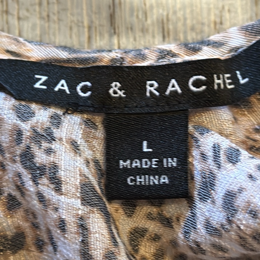 ZAC & RACHEL Leopard TOP- size L - Picture 6 of 7